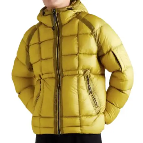 Puffer and down jacket manufacturer producing insulated winter outerwear